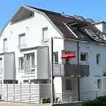 Am Neumagen *
